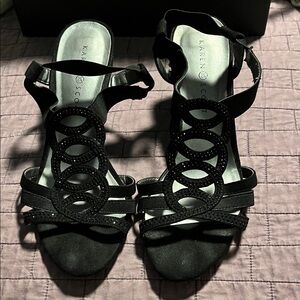 Karen Scott Black Strappy Women's Sandals
